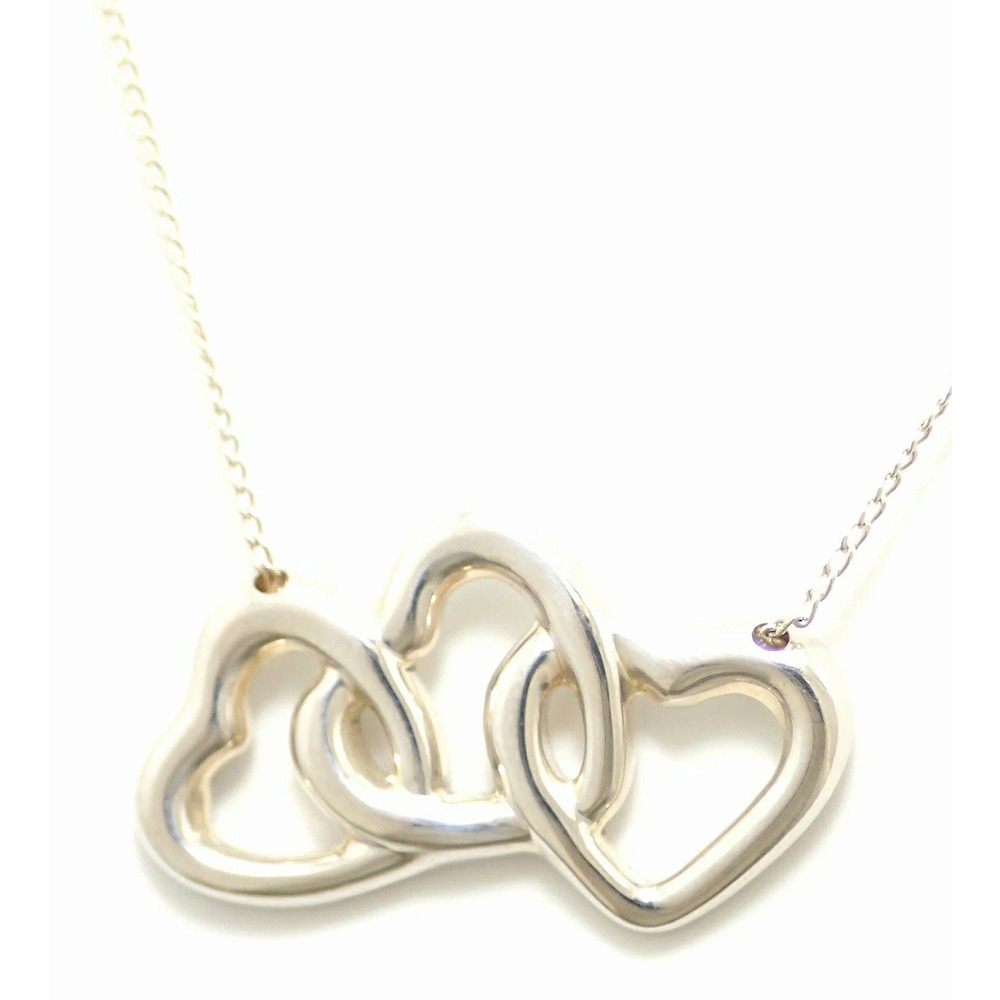 TIFFANYCo Tiffany Triple Heart Pendant Necklace Silver Motif